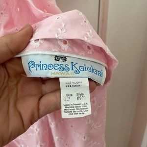 Authentic Princess Kaiulani muumuu•pink•lace•Hawaii•Vintage• Traditional